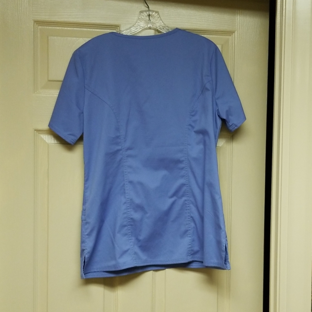 Scrub top - Picture 4 of 4